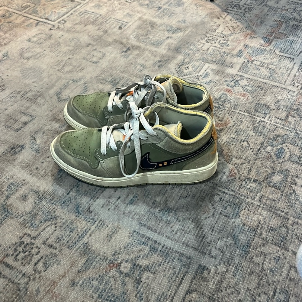 Green Jordan stadium goods